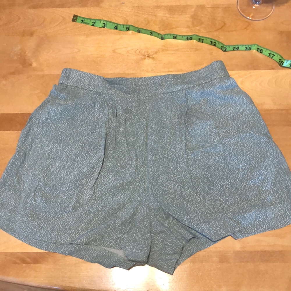 Flowy dot shorts